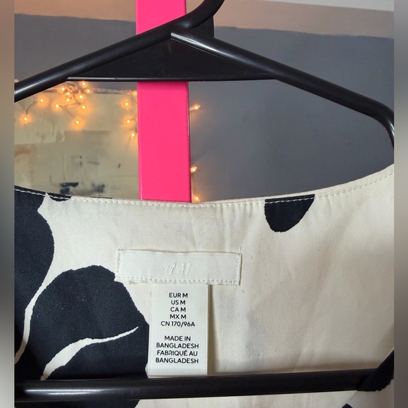 H&M Black White Floral Print Fit & Flare Midi Dress Size Medium 100% Cotton✨ - Picture 5 of 6